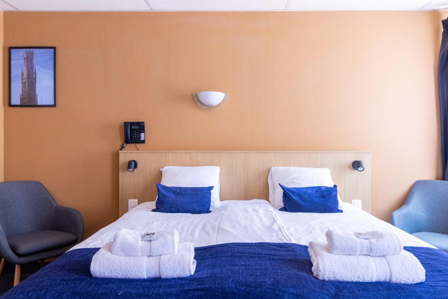 Hotel Montovani Брюгге Экстерьер фото