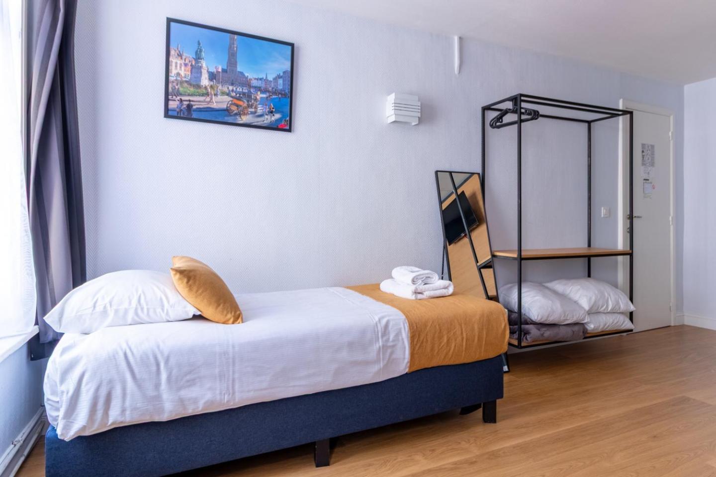 Hotel Montovani Брюгге Экстерьер фото